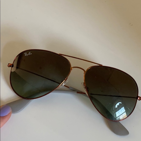 Ray bans - Picture 1 of 2